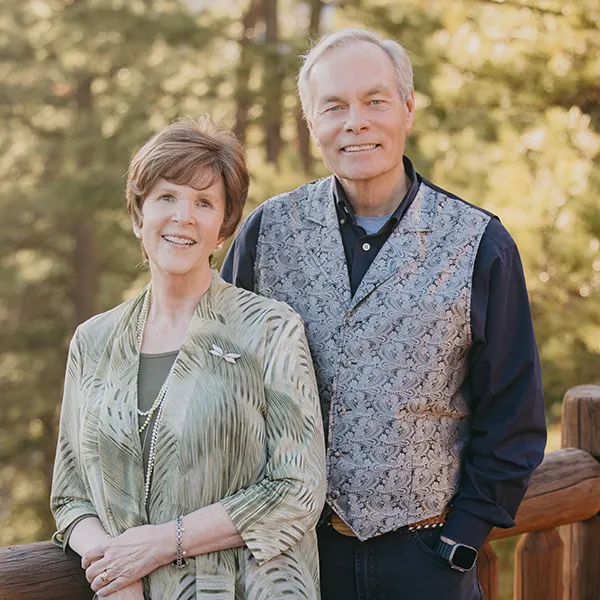 Portrait of Andrew & Jamie Wommack